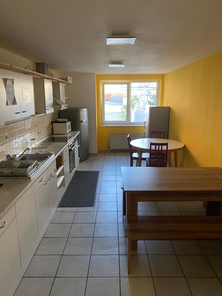 Küche Easy Stay Zimmervermietung